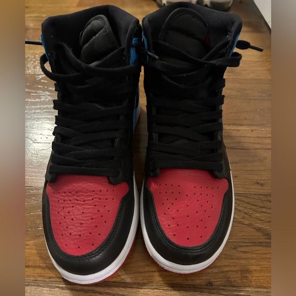 Nike Air Jordan 1 Nc to Chicago, Women’s size 9.5/Mens 8 - Picture 3 of 4